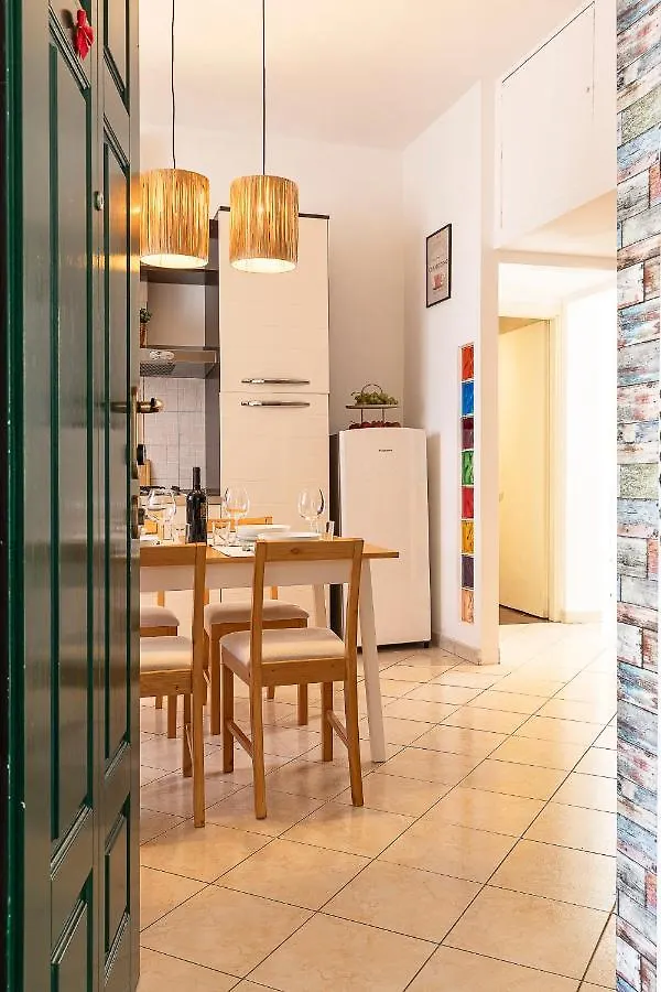Mico Apartment In Fiera Milano City Italy