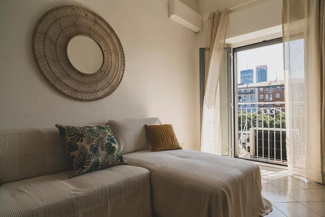 Mico Apartment In Fiera Milano City Italy